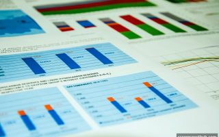 腾讯麻将桌游玩法全解析：核心特质、潜在风险与皇冠体育官网的理性参与建议