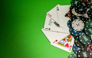 皇冠体育官网：电子百家乐投注心理剖析与提款限额的理性运用